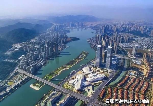 嘉善最新肺炎，自然美景之旅中尋找內(nèi)心平靜之路