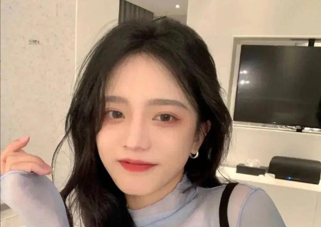 最新長發(fā)美女視頻，心靈與自然的絕美之旅