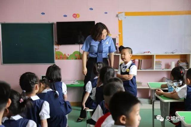 最新東方時(shí)事解讀，自然美景背后的探索之旅