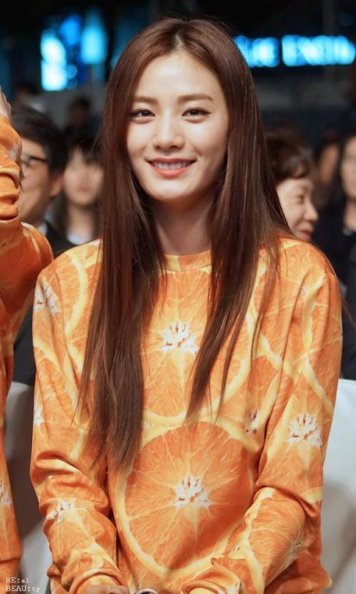 韓國女明星的心靈之旅，自然美景探尋與內(nèi)心平靜的追尋