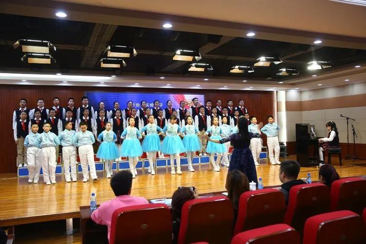 科技與藝術(shù)融合之作，智能合唱助手推薦適合合唱比賽的歌曲