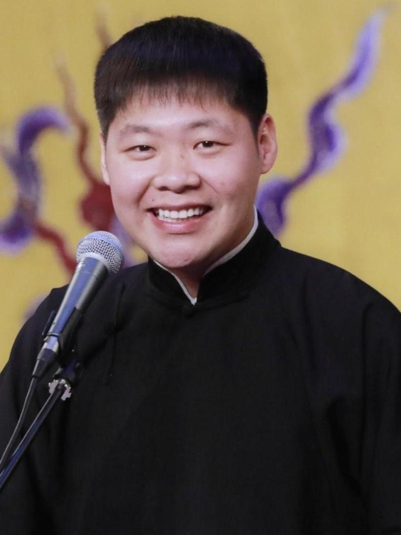 相聲演員鶴，傳承與創(chuàng)新的藝術(shù)人生之旅