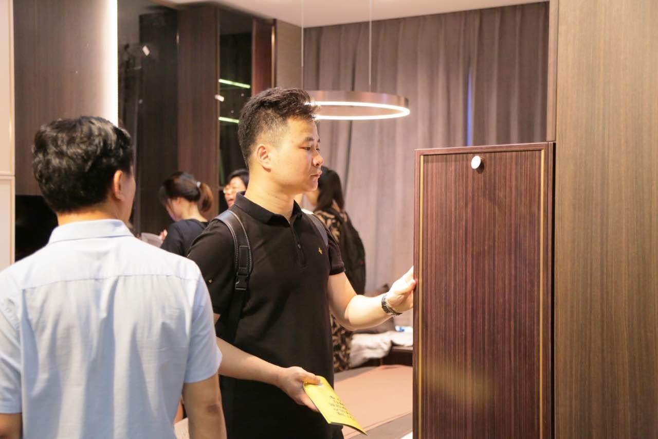 探尋小巷中的獨(dú)特家居秘境，解析我樂(lè)家居為何暫不上市的原因