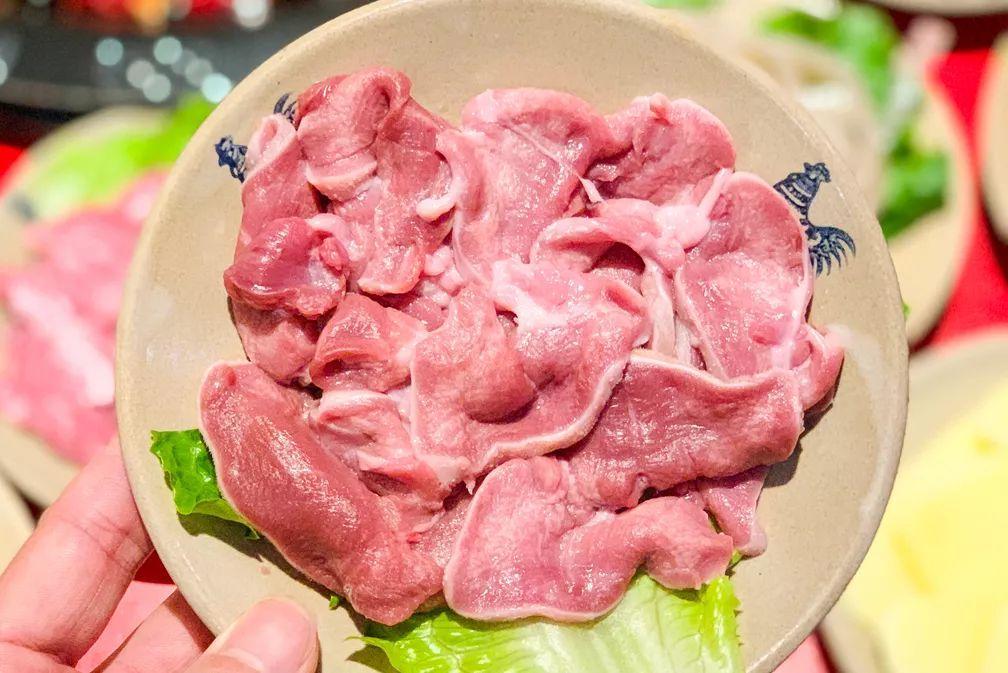 小巷深處的最新火鍋菜品，味覺盛宴的驚喜探索