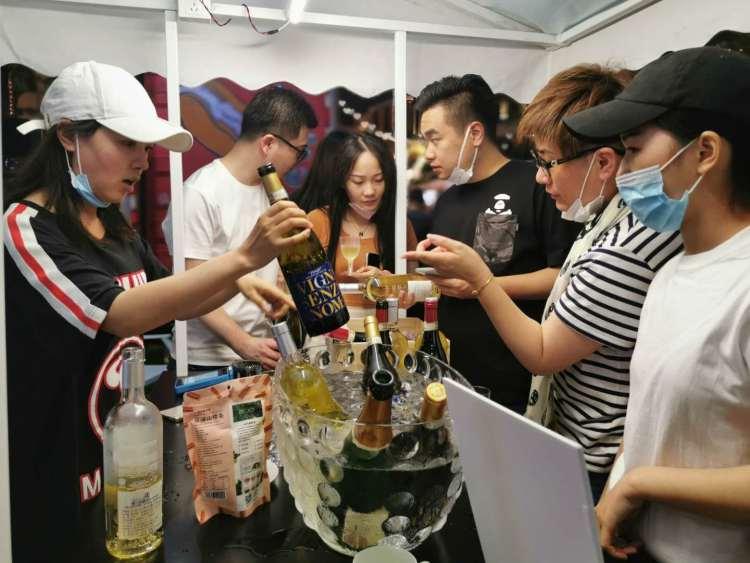 捕魚達(dá)人2最新版，小巷神秘寶藏探索與特色小店奇妙之旅