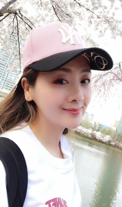 臀部打針視頻，文化現(xiàn)象的深度解讀與探討