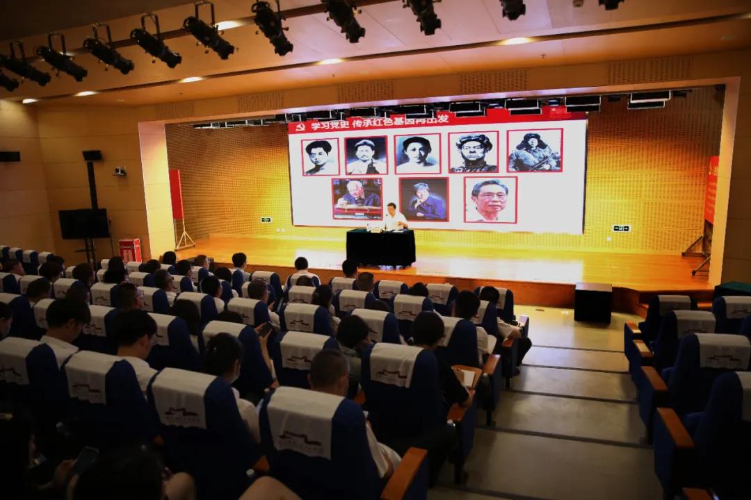 烽火科技時代，熱血抗戰(zhàn)再現(xiàn)，科技改變生活——最新抗日劇2025