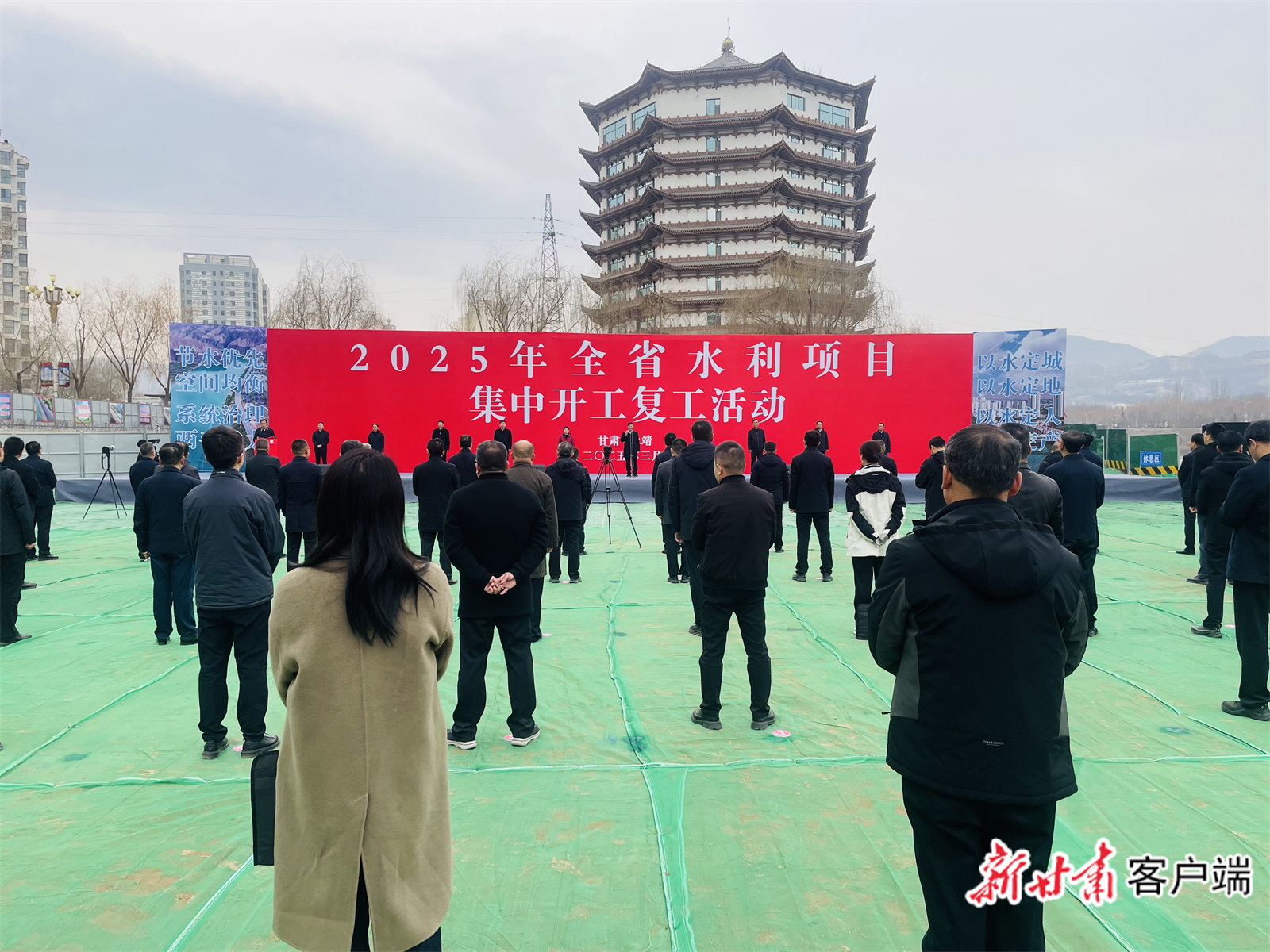 甘肅復(fù)工最新動態(tài)，自然美景探索之旅，重拾內(nèi)心平靜