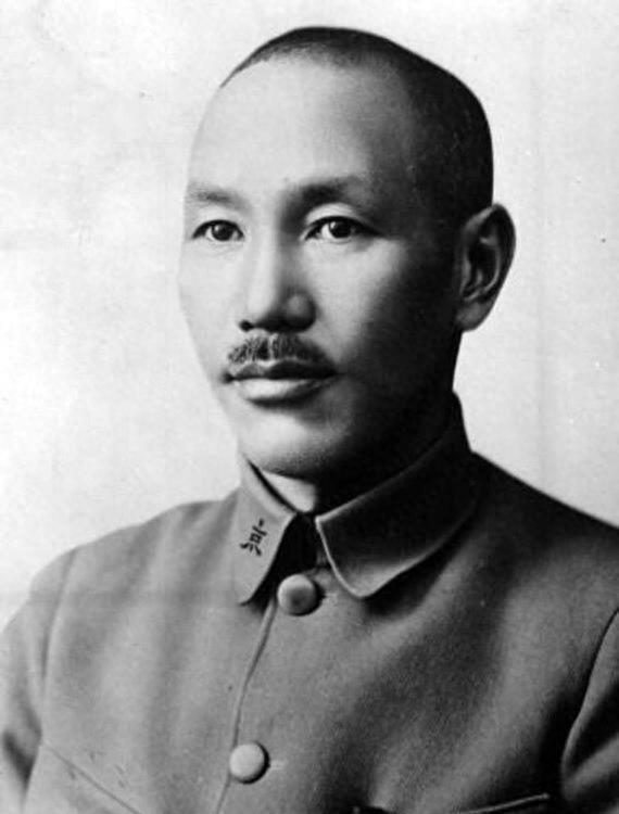 權(quán)力風(fēng)云掀起熱議風(fēng)暴，最新動態(tài)引領(lǐng)討論潮流